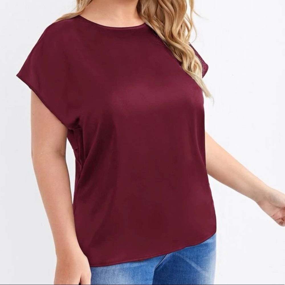 Plus size navy blue twist back blouse - Picture 12 of 15